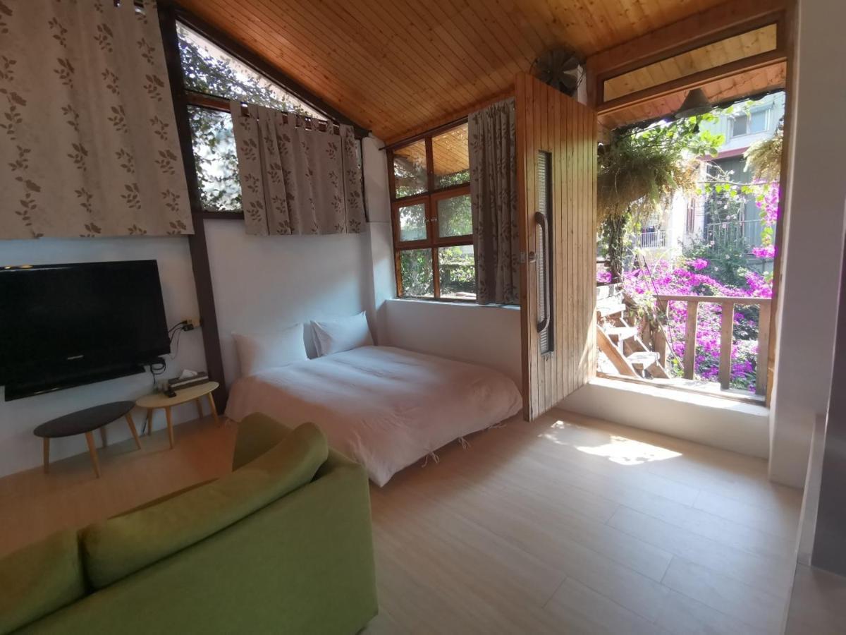 Dear B&B Tainan Extérieur photo